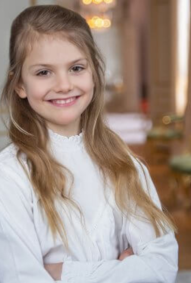 شاهدوا صور رسمية جديدة للأميرة استيل بمناسبة عيد ميلادها التاسع