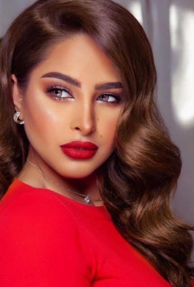 أبرز مدونات الجمال الكويتيات بمناسبة اليوم الوطني الكويتي بينهن فوز الفهد