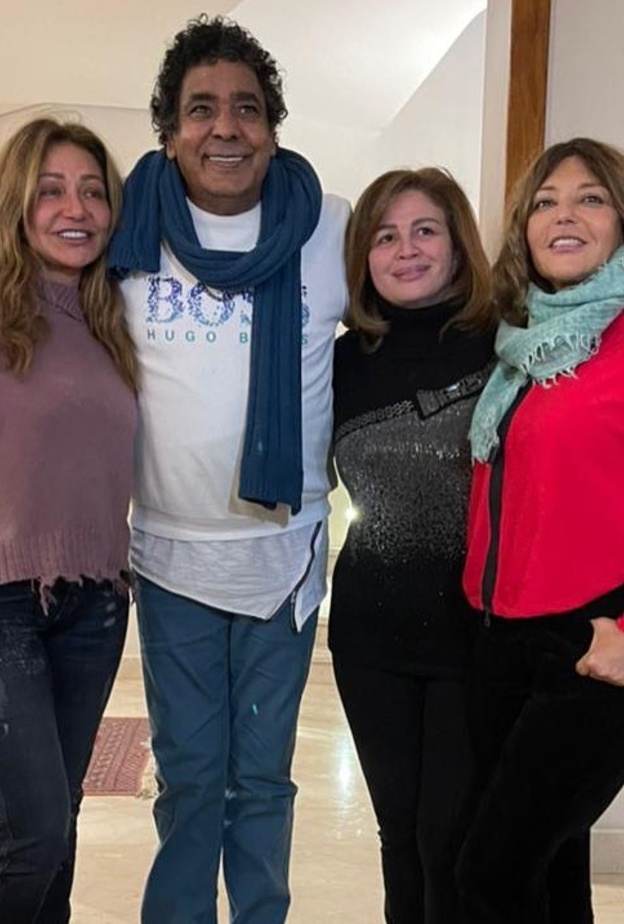 سميرة سعيد والهام شاهين ومحمد منير وليلى علوي 
