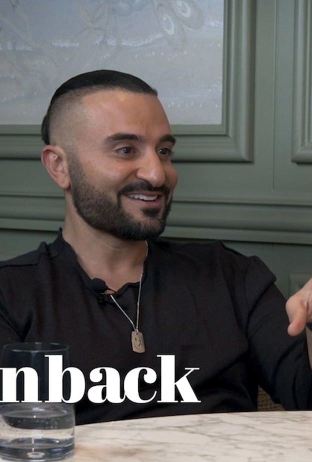 مقدم البرامج الإذاعي الأفضل في دبي كريس فيد يحصل على التأشيرة الذهبية