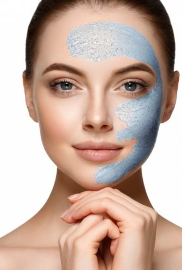 يشتهر ماسك التوت بمكوناته الخاصة المضادة للشيخوخ