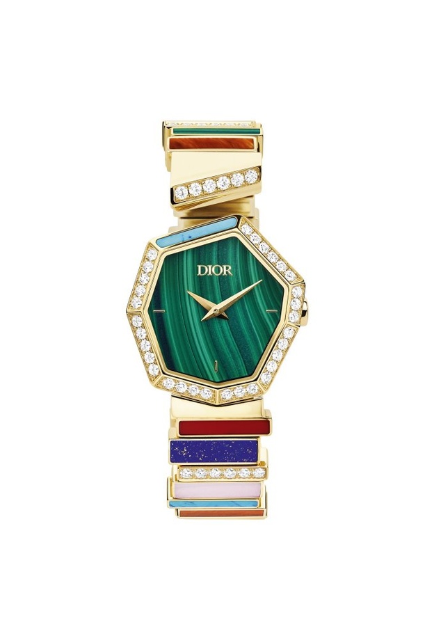 ساعة من مجموعة _جيم ديور_ Gem Dior