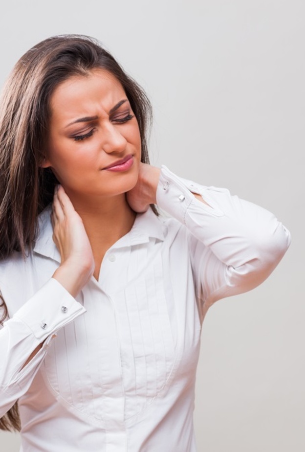  يتم تشخيص التهاب اعصاب الرقبة بالفحص السريري والتصوير