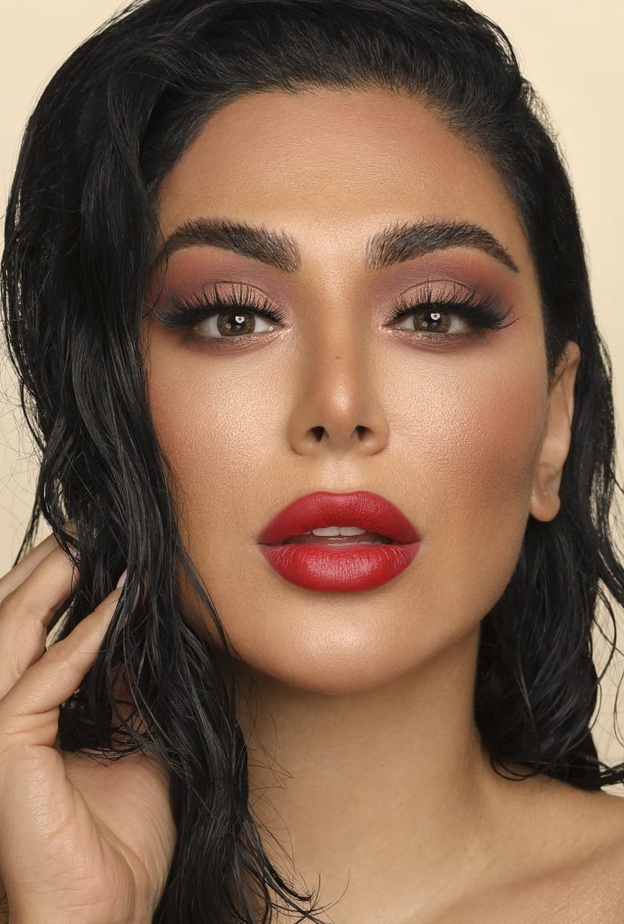 هدى بيوتي Huda Beauty