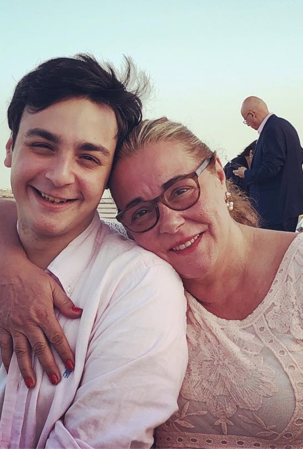 مها ابو عوف ونجلها