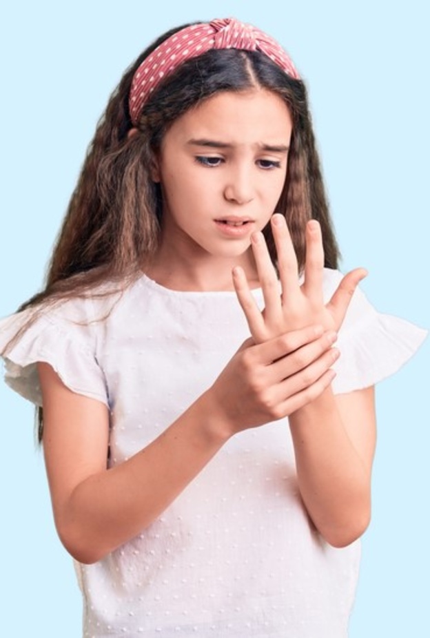 كيف يتم تشخيص مرض التهاب المفاصل عند الاطفال