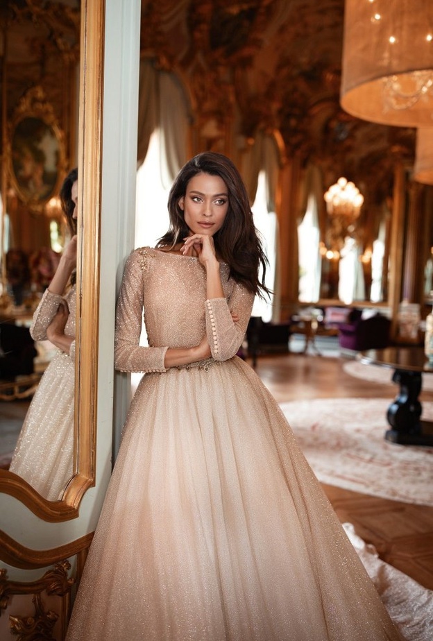  فساتين زفاف ذهبية من milla nova