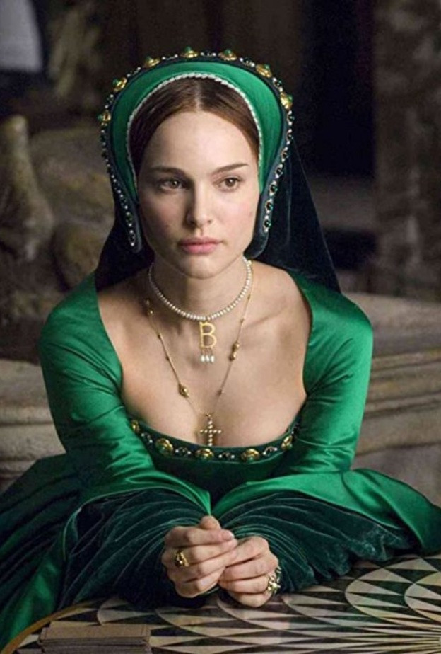 قصص تاريخية وراء قطع مجوهرات ظهرت على الشاشة