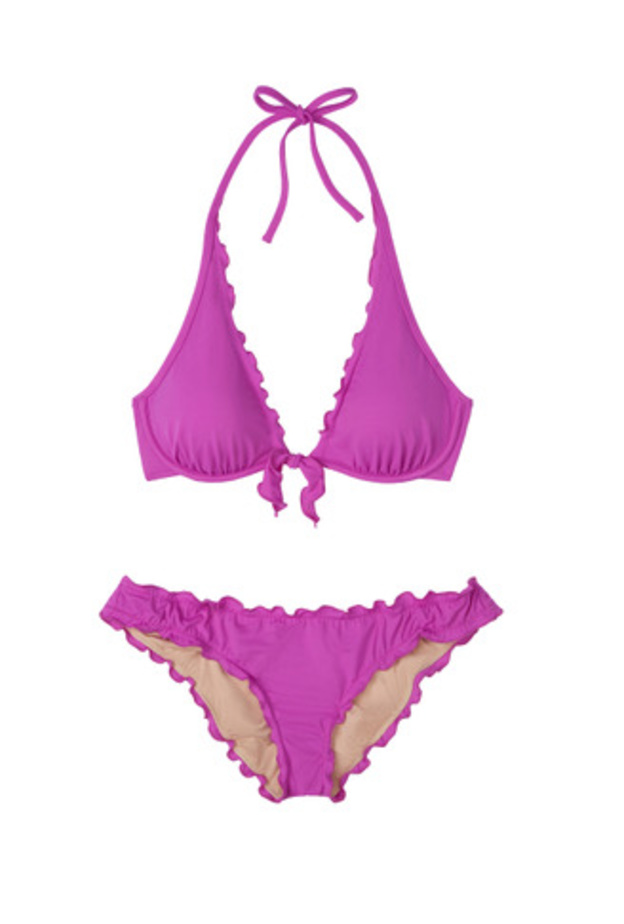 شكيلة جديدة من ملابس السباحة من فيكتوريا سيكريت لإطلالة أنيقة وعصرية