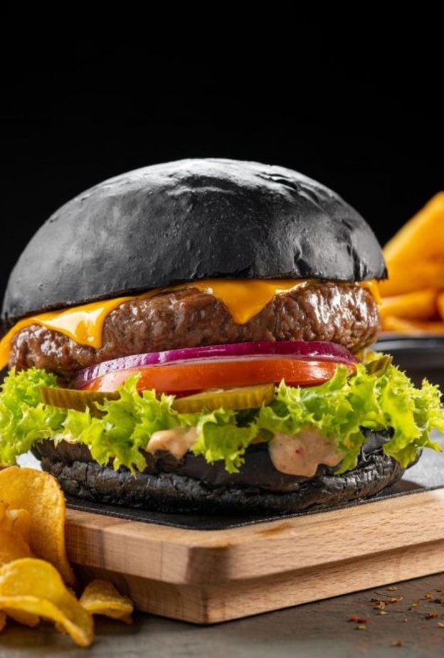 بيوم المرأة العالمي.. إستمتعوا بعشاء تركي فاخر ومجاني في مطعم بوسبرس