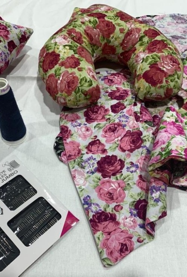  فعالية خاصة بخياطة الوسائد لدعم محاربات سرطان الثدي