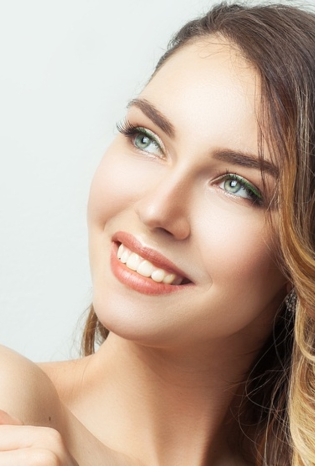 اهم النصائح للعناية بالبشرة في فصل الربيع 2021