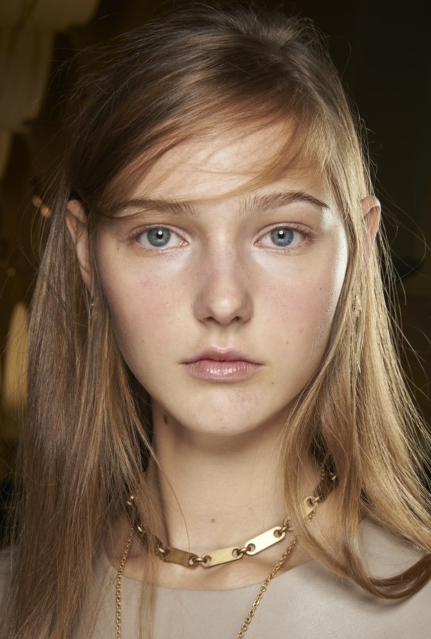 مستحضرات جمال تحتاجها بشرتك لإطلالة نضرة في موسم ربيع 2020