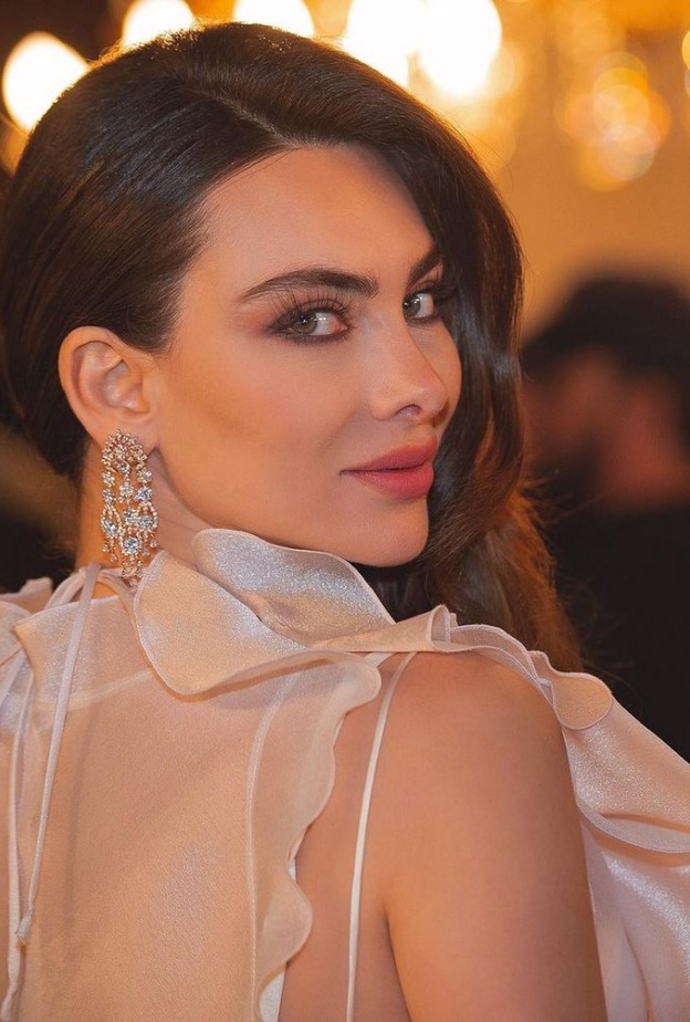 استوحي اجمل المجوهرات الفخمة للعروس من وحي ستيفاني صليبا 