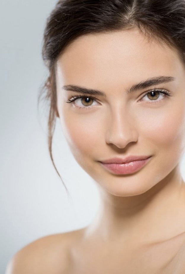  عملية رأب الجفن تعمل على إصلاح تدلي الجفون