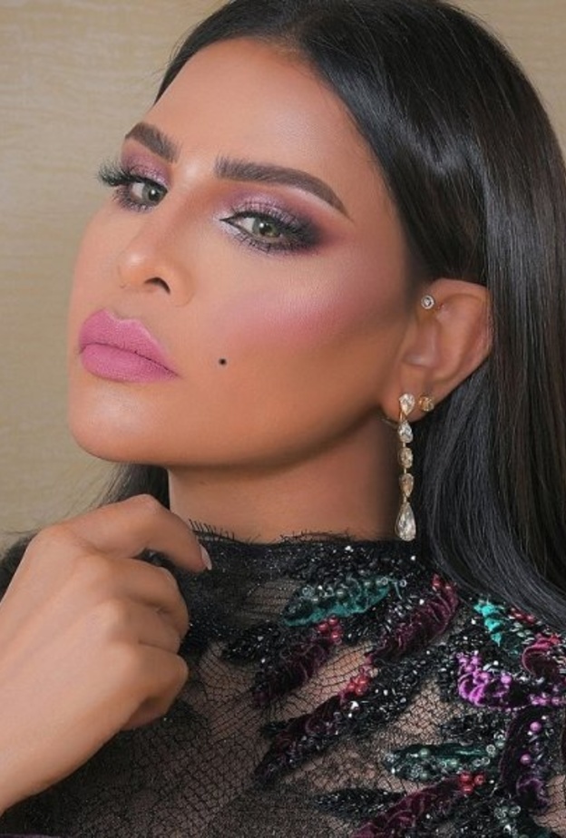  اسرار مكياج استوحيها من الفنانة أحلام لإطلالة أكثر شباباً