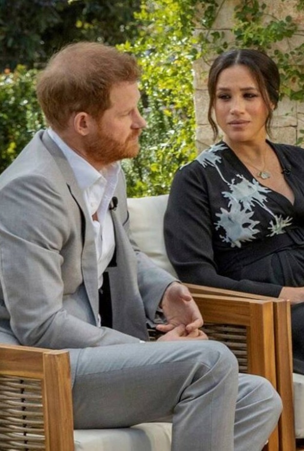  الأمير تشارلز يعود لتلقي مكالمات هاري