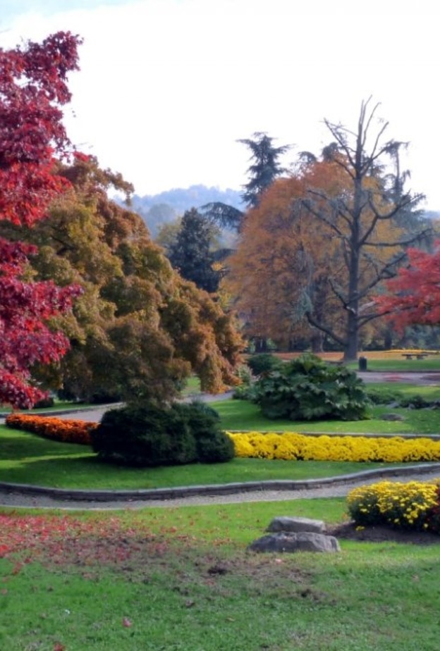  السياحة في تورينو حديقة باركو ديل فالنتينو Parco del Valentino