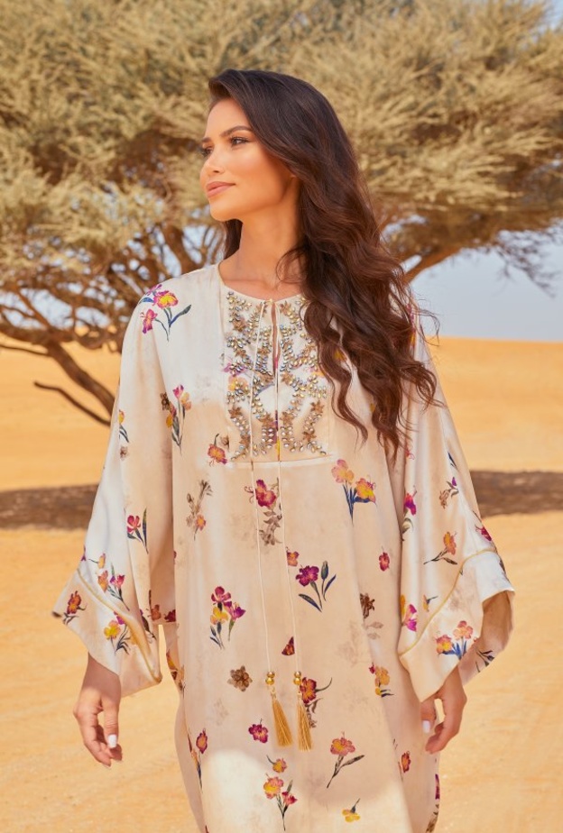 ماكس مارا تطلق قفطاناً خاصاً استعدادًا لشهر رمضان المبارك 