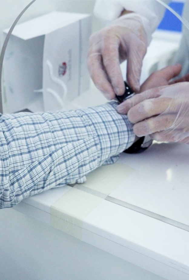  فحص سريع ومجاني في مطار أبوظبي