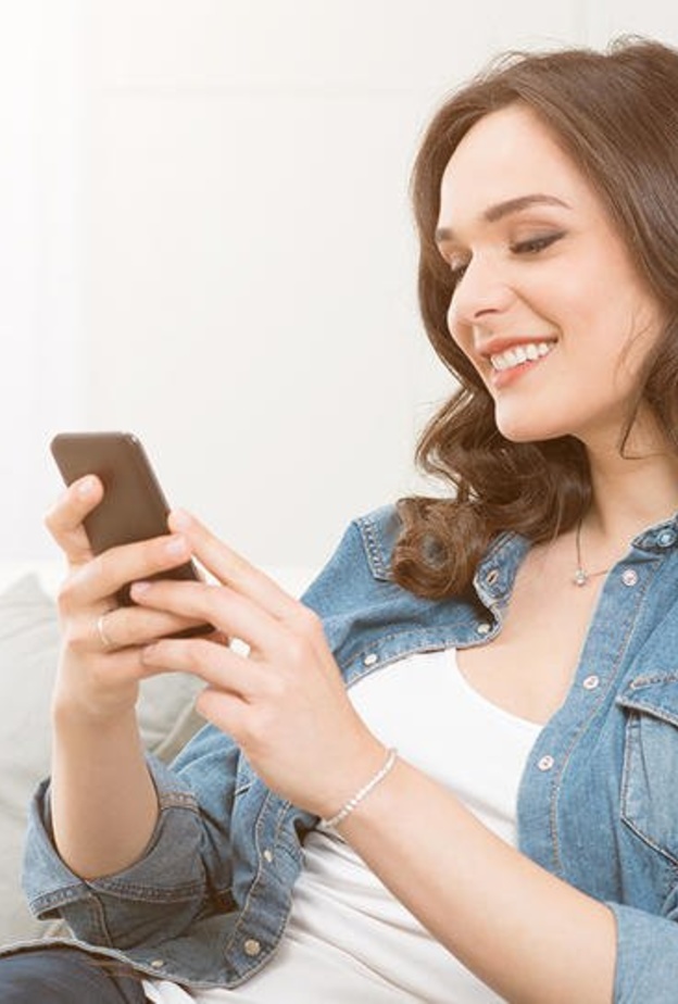  5 نصائح للزوجة عند سفر الزوج للعمل بالخارج