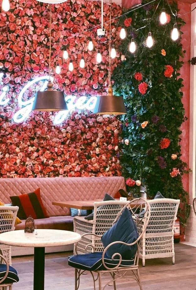 مقهى ومطعم ليتو الحديقة السرية