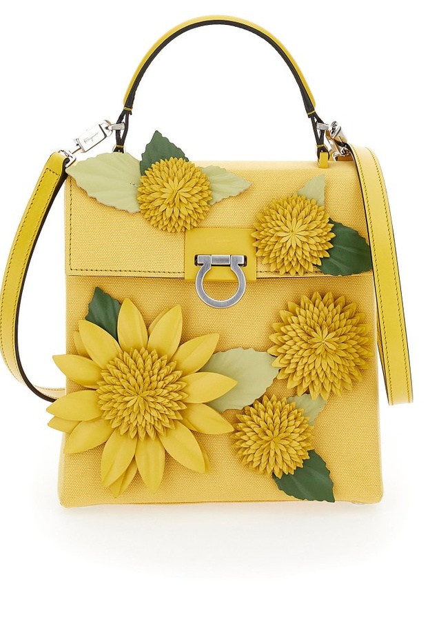 مجموعة Ferragamo's Creations تحطّ رحالها  في  دبي