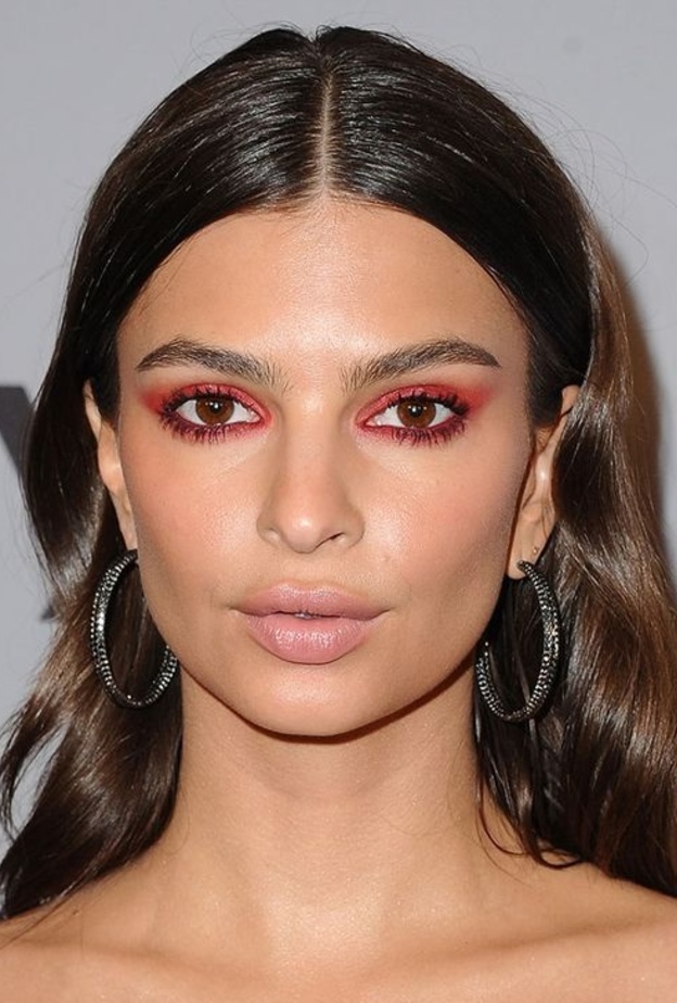 رسمات مكياج ملون موضة ربيع 2021