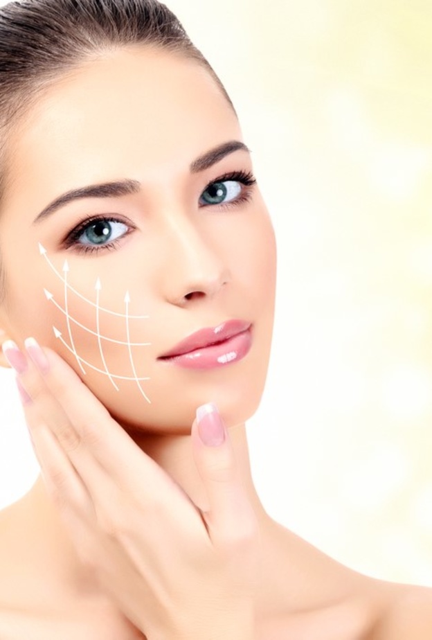 افضل الزيوت الطبيعية لشد البشرة