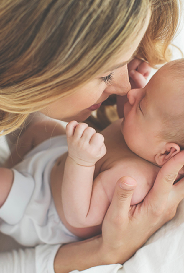 متى يختفي كلف الحمل بعد الولادة