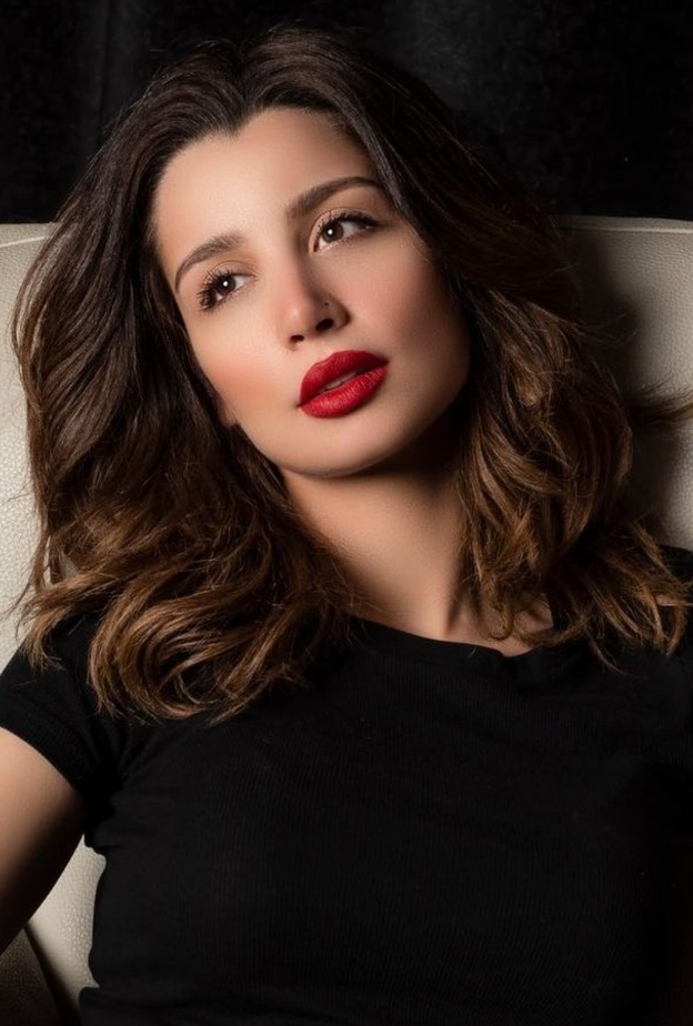 تفاصيل استبعاد سارة التونسي عن مسلسل "حرب أهلية" بسبب خلافها مع باسل خياط