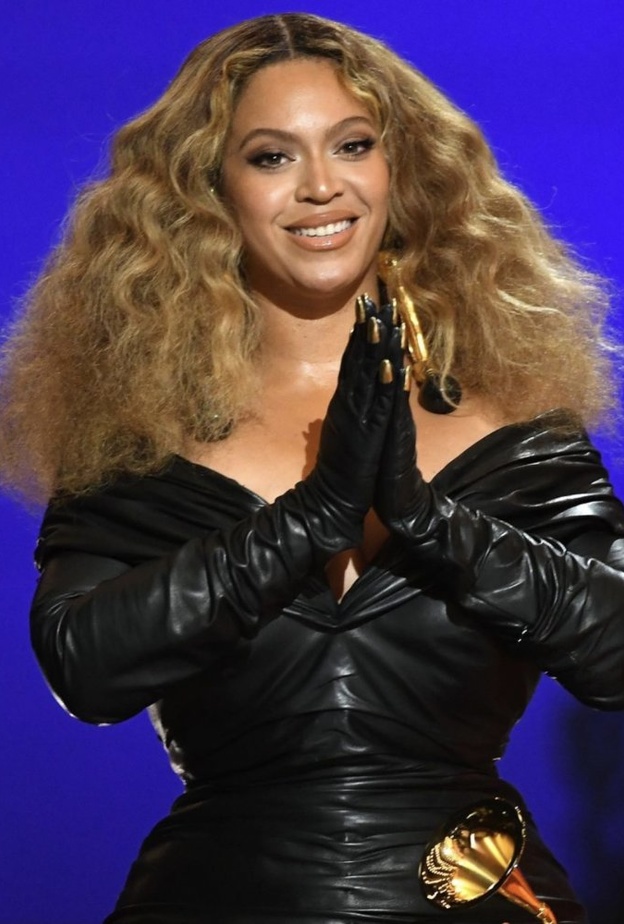 بيونسيه تكسر الرقم القياسي بحصولها على أكبر عدد من جوائز حفل Grammy Awards على الإطلاق