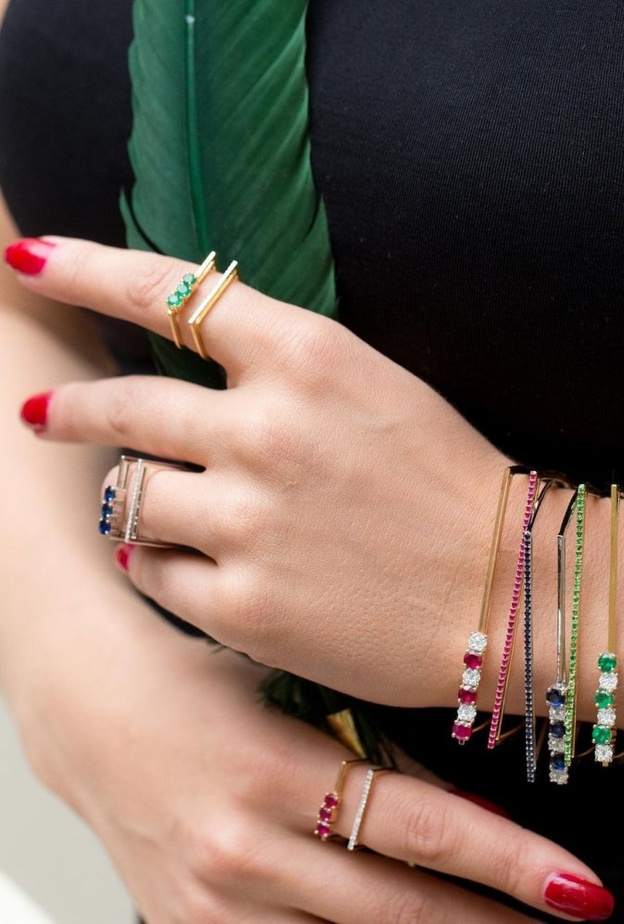 تصاميم مجوهرات ملونة لعروس الربيع من دار Ghenej