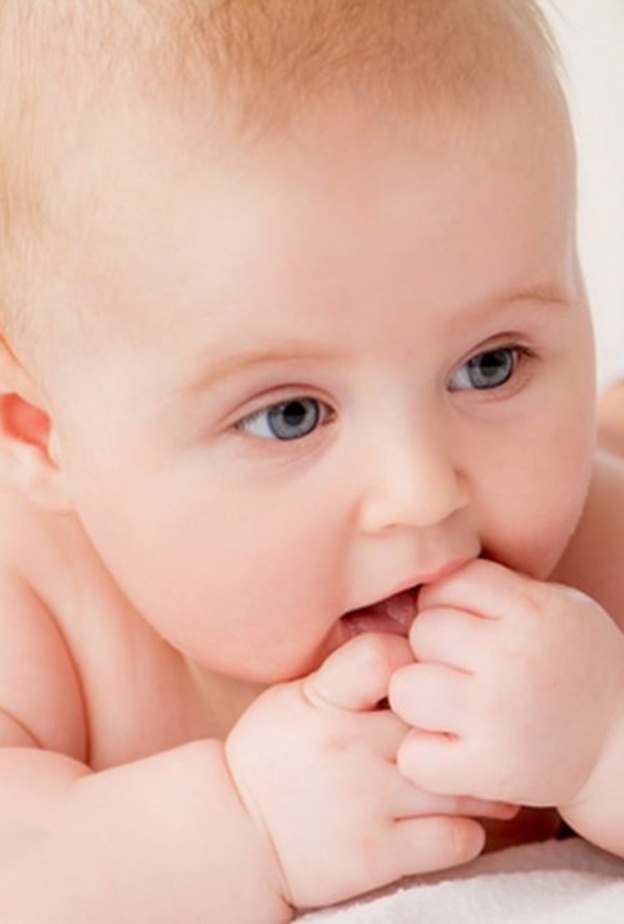 فوائد الحلبة للأطفال بعمر السنة