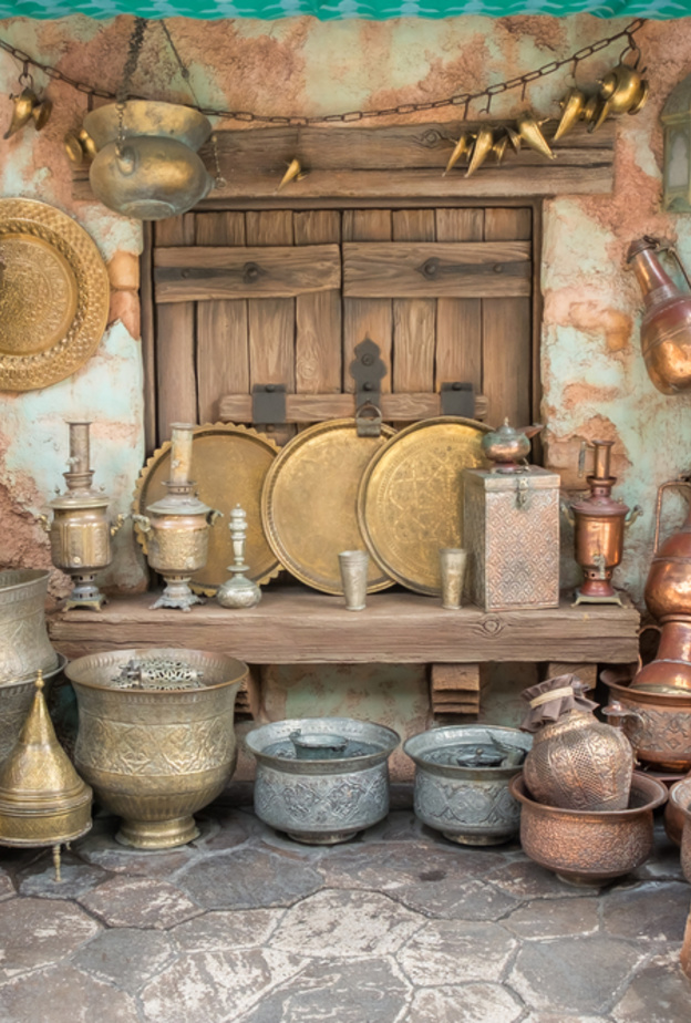 فإن الجزء التاريخي من دبي لم يختفِ من المشهد أبدًا