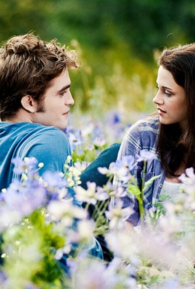 إدوارد وبيلا في فيلم The Twilight Saga Eclipse (2010)
