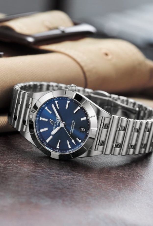 ساعة كرونومات النسائية من بريتلينغ