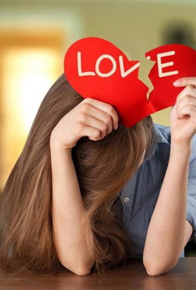 أحبه ولا يحبني ماذا أفعل