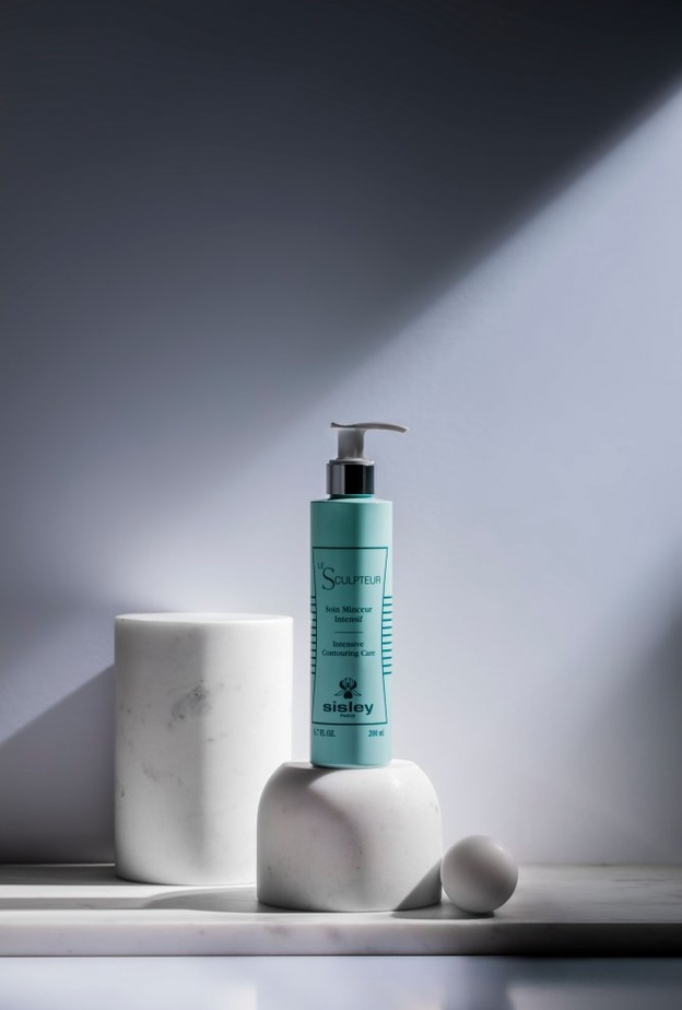 Le Sculpteur من Sisley.. عناية مكثفة لنحت الجسم