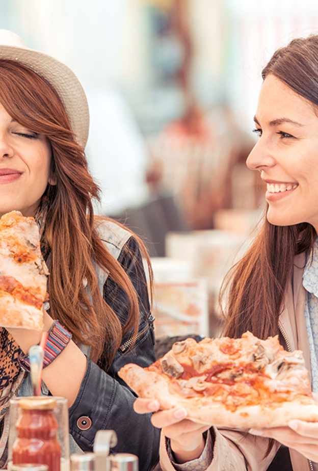 ماهي العلاقة بين التوتر وتناول النساء للوجبات السريعة