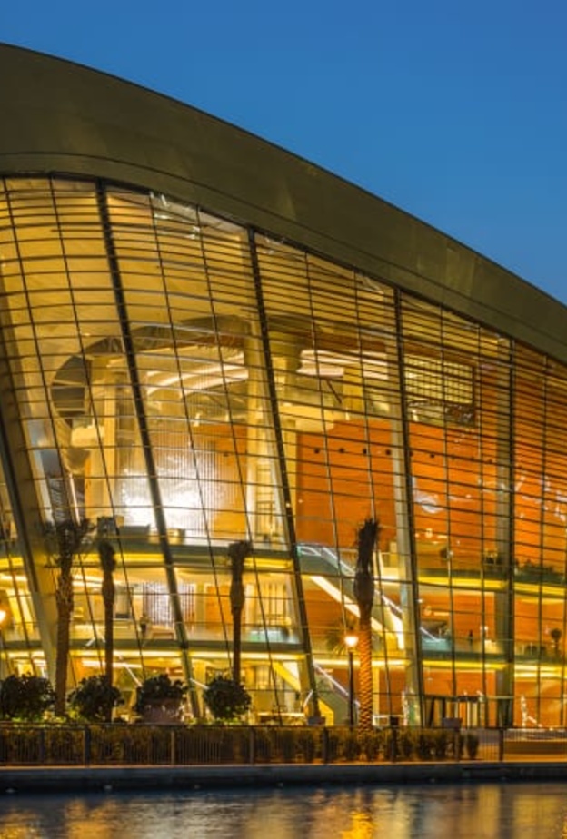  ليلة في دبي أوبرا.. أجمل الوجهات السياحية في الإمارات لقضاء عيد الأم