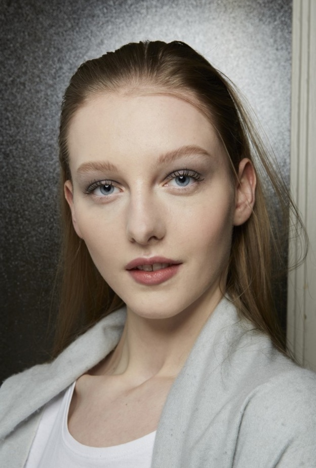  هدايا مستحضرات المكياج في يوم الأم لهذا العام