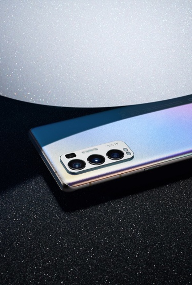 أوبو تطلق سلسلة رينو5 في الشرق الأوسط: أقوى نظام كاميرا في هاتف محمول