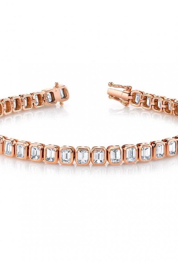 اسوارة من أنيتا كو Anita Ko