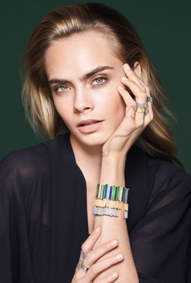كارا ديليفين تستعرض مجموعة Gem Dior الرائعة