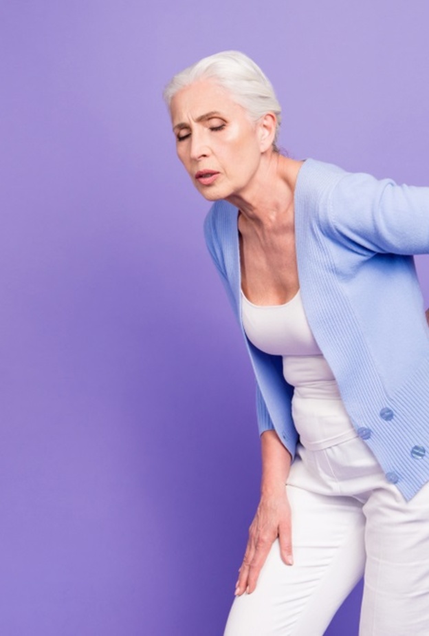  ما هي اسباب مرض هشاشة العظام وما هي مضاعفاته وكيف يمكن الوقاية منه