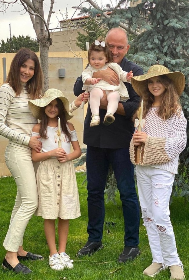 نانسي عجرم 2021 وبناتها