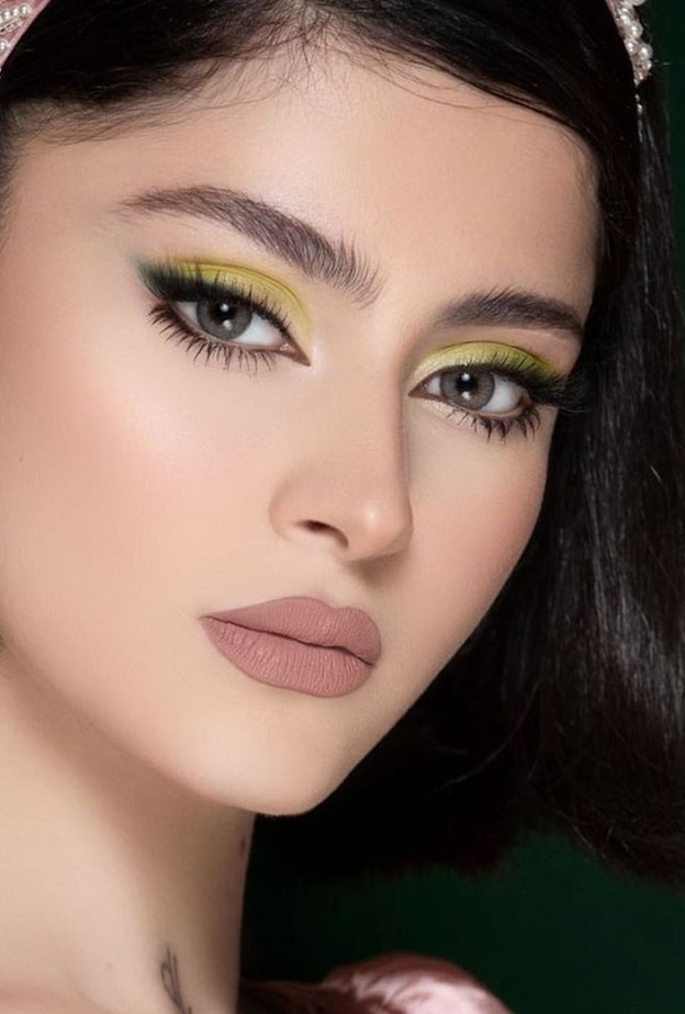 مكياج خبيرات التجميل السعوديات لعيد الام