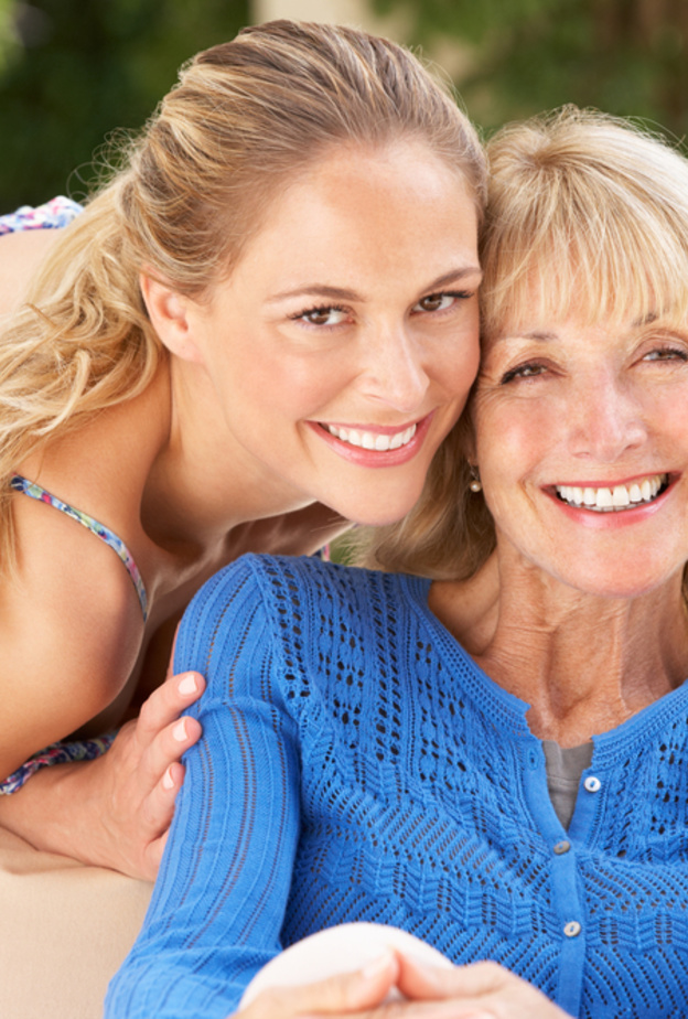  في عيد الام نصائح نفسية للام والعروس قبل الزفاف