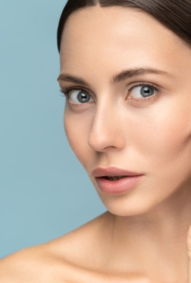 خلطات طبيعية لعلاج ترهل الوجه وشد البشرة